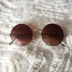 Zara hippie sunnies 🌻